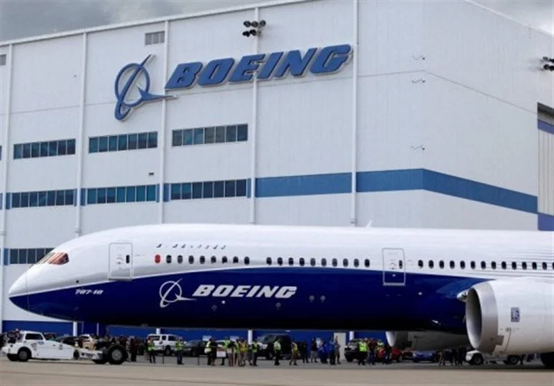 آمریکا ناوگان اختصاصی هواپیما برای اخراج مهاجران می‌سازد؛ پشت پرده یک قرارداد ۱۴۰ میلیون دلاری