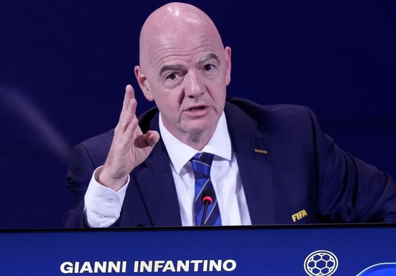 مداخله جنجالی اینفانتینو در قرعه‌کشی جام جهانی؛ چرا مجری مراسم ناگهان ساکت شد؟