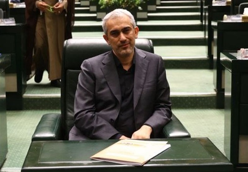 تذکر خضریان به وزیر اقتصاد درباره انتصابات منطقه آزاد ارس