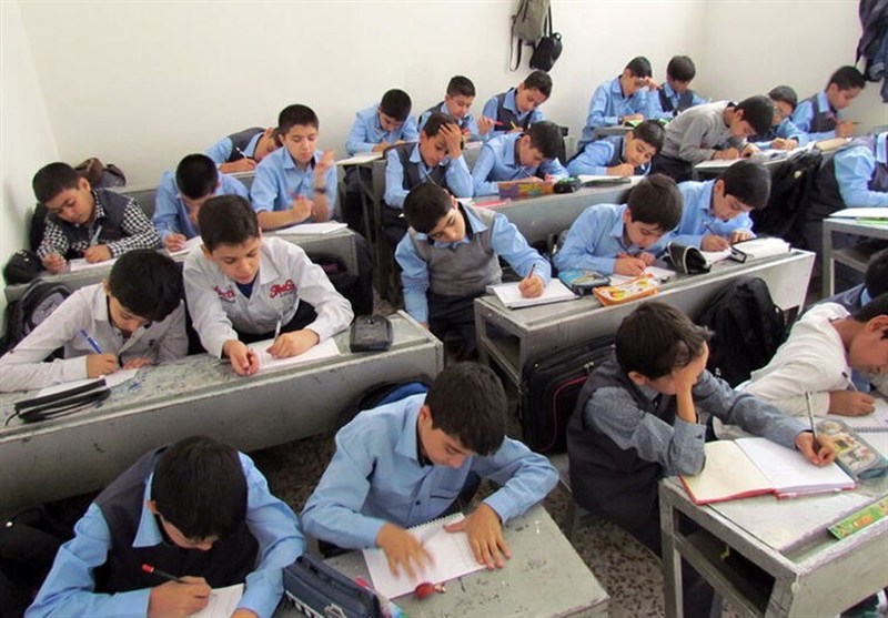 رشد چشمگیر آموزش در قشم؛ 310 کلاس درس جدید بهره‌برداری شد!