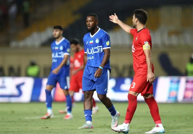 مهاجم استقلال با نارسایی قلبی؛ چگونه اجازه بازی گرفت؟