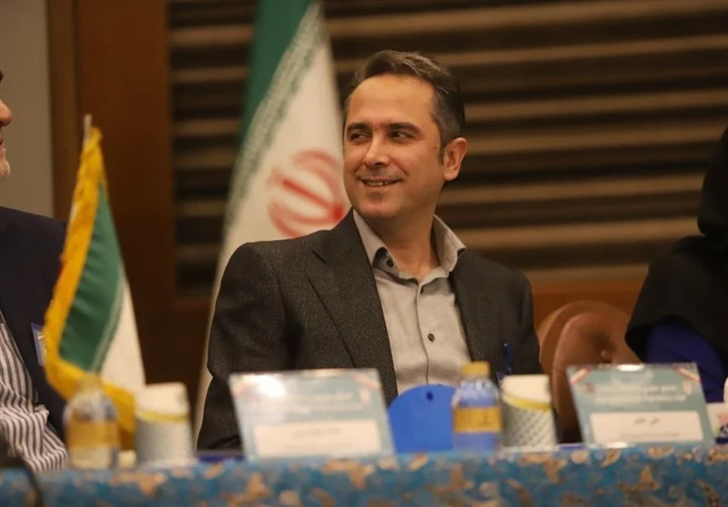 عضو هیئت رئیسه فدراسیون فوتبال: مجوز تیمداری باشگاه‌ها در رشته‌های دیگر همچنان باز است؟