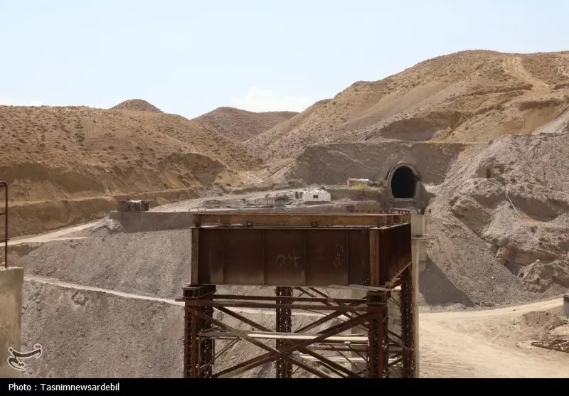 پیشروی چشمگیر در پروژه‌های راه‌سازی لرستان؛ ۵۵ کیلومتر تا پایان سال آماده بهره‌برداری می‌شود