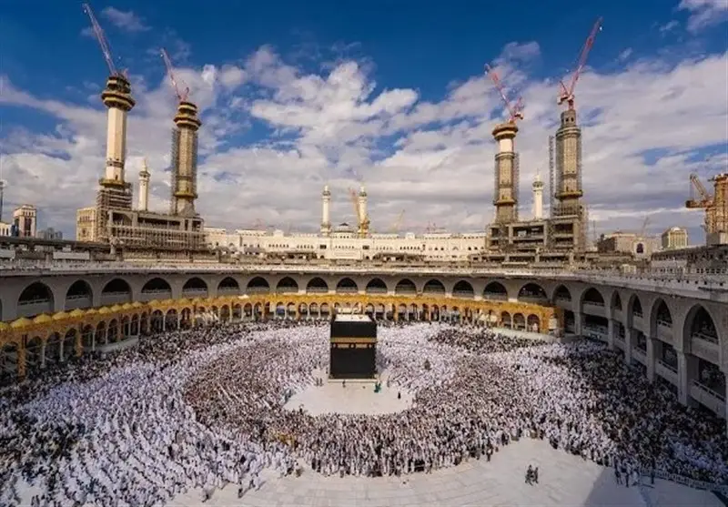 خدمات درمانی ویژه و ۱۶ ساعته به زائران عمره در مکه و مدینه؛ نگاهی به حمایت‌های بهداشتی امسال