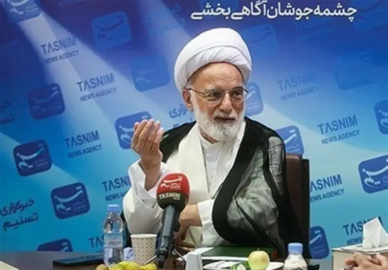 آیت‌الله دری‌نجف‌آبادی هشدار داد: توقف تصمیم‌های غیرکارشناسی تنها راه مهار تورم است!