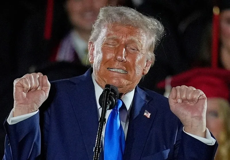 چرا ترامپ ایرانی‌ها را در دام نمایش‌های جنجالی خود انداخت؟