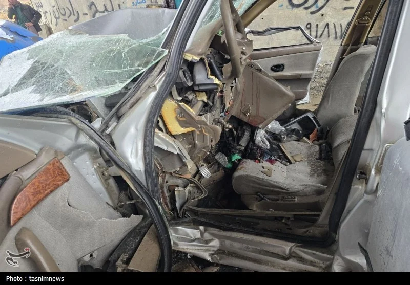 تصادف خودروی معلمان در کوهدشت با یک کشته و 4 ‌مصدوم‌