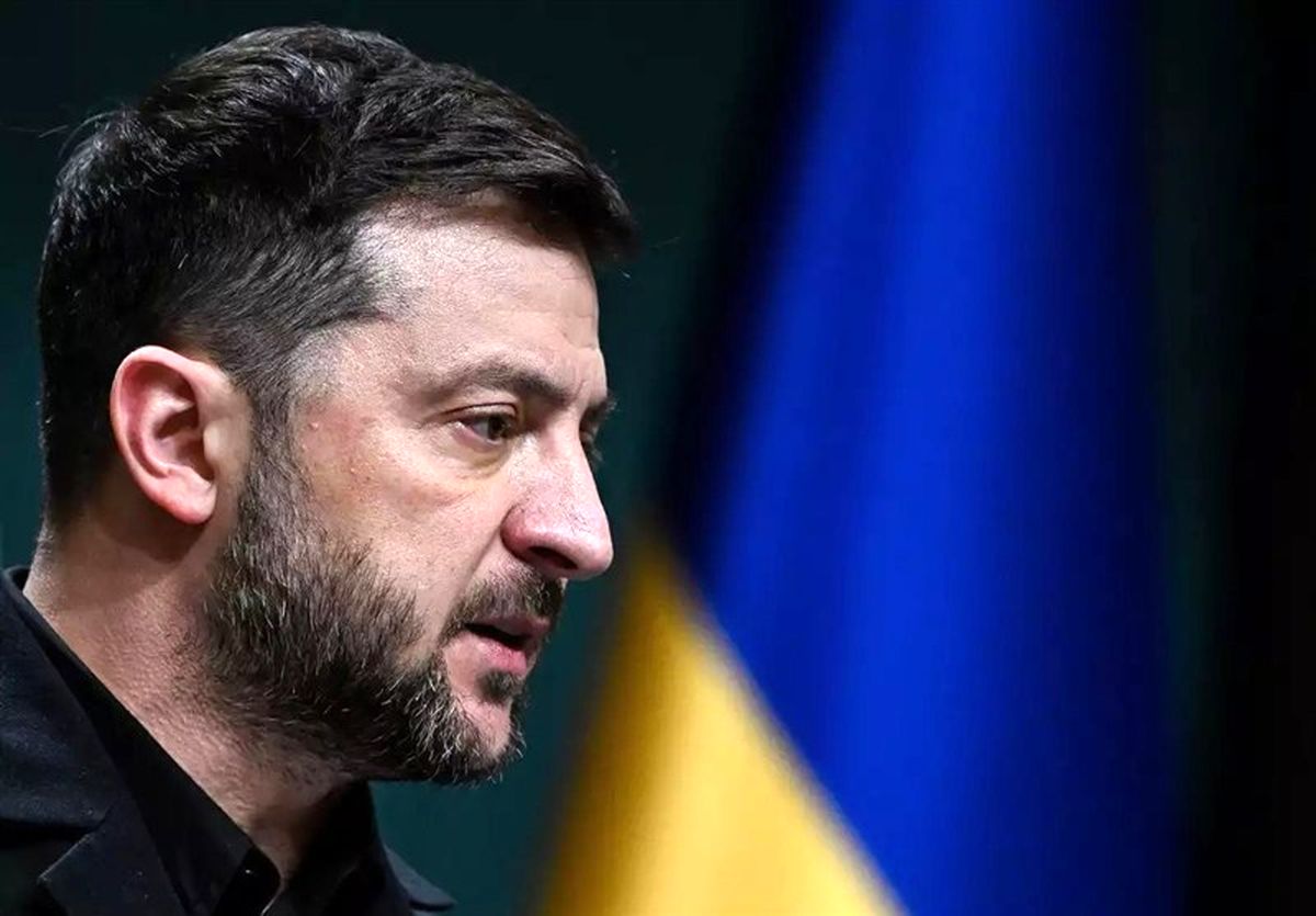 زلنسکی در پاریس: جنگ با روسیه باید فوراً پایان یابد