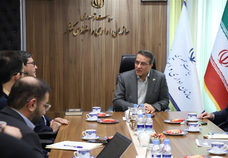 چرا اصلاح ماده 106 قانون مدیریت، فاصله دریافتی شاغلان و بازنشستگان را کاهش می‌دهد؟