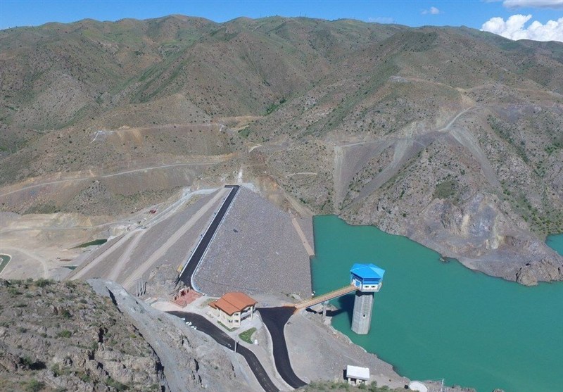 اجرای پروژه آبخیزداری در بالادست سد حاجیلار ورزقان به همت مسئولیت اجتماعی معدن اندریان