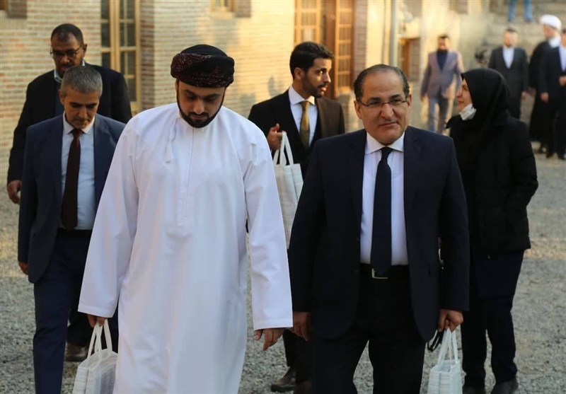 دیپلمات‌های بین‌المللی از نمایشگاه جنگ ۱۲ روزه بازدید کردند؛ واکنش‌ها چه بود؟