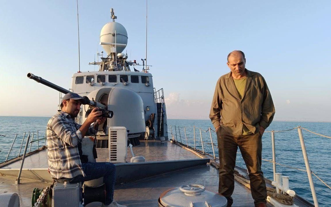 26 ساعت نفس‌گیر در آب سرد خلیج فارس؛ مستندی که قلب‌ها را لرزاند!