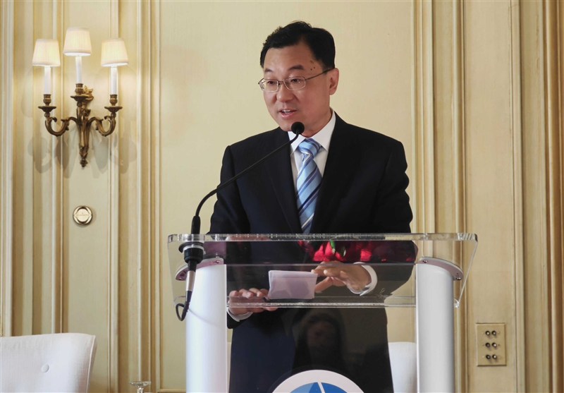 پکن از تجار چین و آمریکا خواست همکاری‌های تجاری را به سطحی بی‌سابقه برسانند