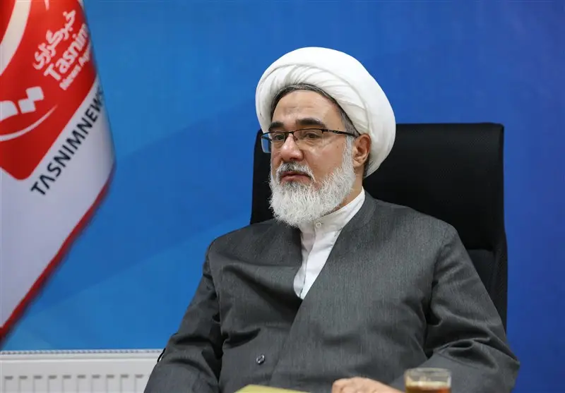 آزاداندیشی با «جدال احسن»؛ راهکاری نوین برای مهار افراط و تفریط در حوزه‌های علمی و دینی