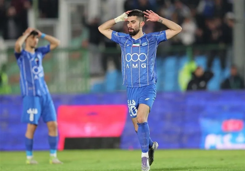 توقف بی‌موقع استقلال در ایستگاه سیزدهم/ آبی‌ها در تور ملوانان گیر کردند