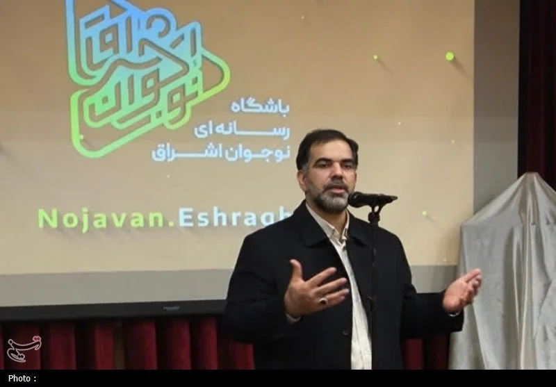 عضو هیئت علمی دانشگاه: حضور در فضای مجازی واجب است اما شرط اصلی چیست؟