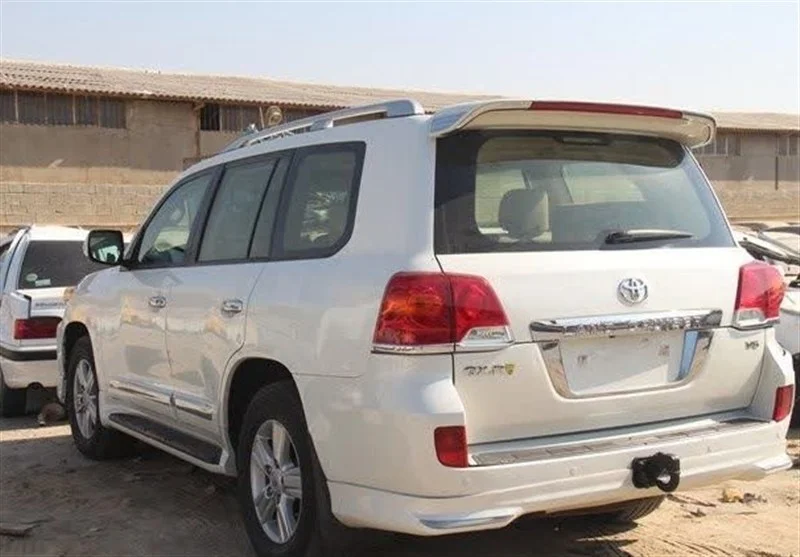 توقیف لندکروزر قاچاق ۲۰۰ میلیاردی در گناوه؛ پلیس بوشهر وارد عمل شد!