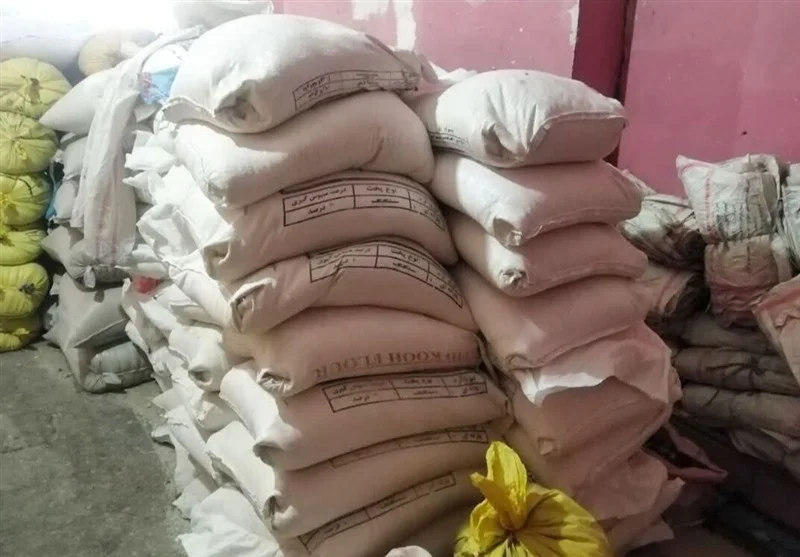 کشف بی‌سابقه 16 تن مغز بادام قاچاق در دشتستان؛ ارزش حیرت‌انگیز بیش از 100 میلیارد تومان!