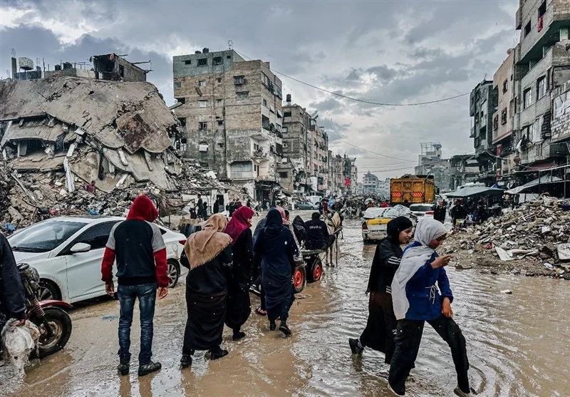 کمیسر آنروا فاش کرد: باران‌های سیل‌آسا، رنج بی‌پایان مردم غزه را دوچندان کرد!