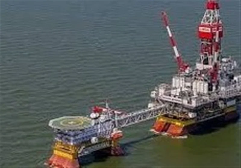 ادعای اوکراین: حمله پهپادی به بزرگ‌ترین میدان نفتی روسیه تولید را متوقف کرد!