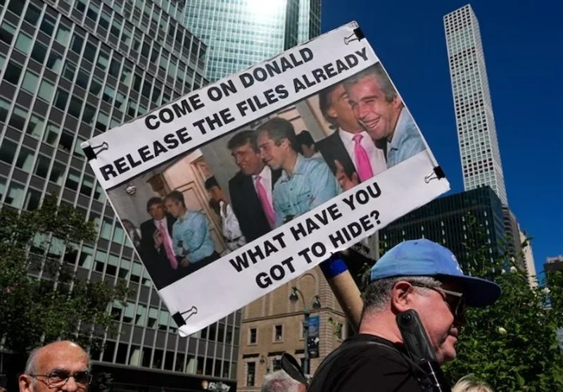 شک و تردید شدید آمریکایی‌ها درباره برخورد ترامپ با پرونده جنجالی اپستین