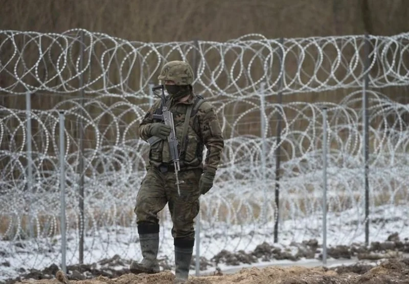 لهستان و آلمان در حال ساخت دیوار دفاعی مستحکم علیه تهدید روسیه هستند!