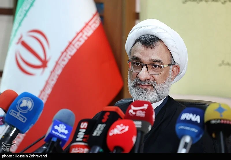 خسروپناه: مصوبه تاثیر معدل در کنکور همچنان پا برجا؛ چرا گفتگوهای آزاد اندیشی به بن‌بست خورد؟