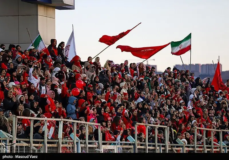 تنش‌های بی‌وقفه در دیدار تراکتور و پرسپولیس؛ چرا هیچ‌کس مهار نمی‌کند؟
