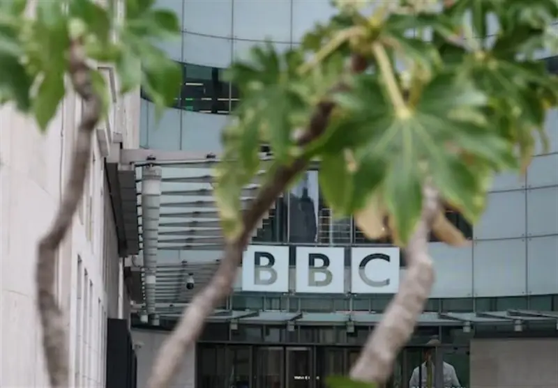 درخواست حیرت‌انگیز ترامپ: ۱۰ میلیارد دلار غرامت از بی‌بی‌سی به خاطر ویرایش جنجالی!