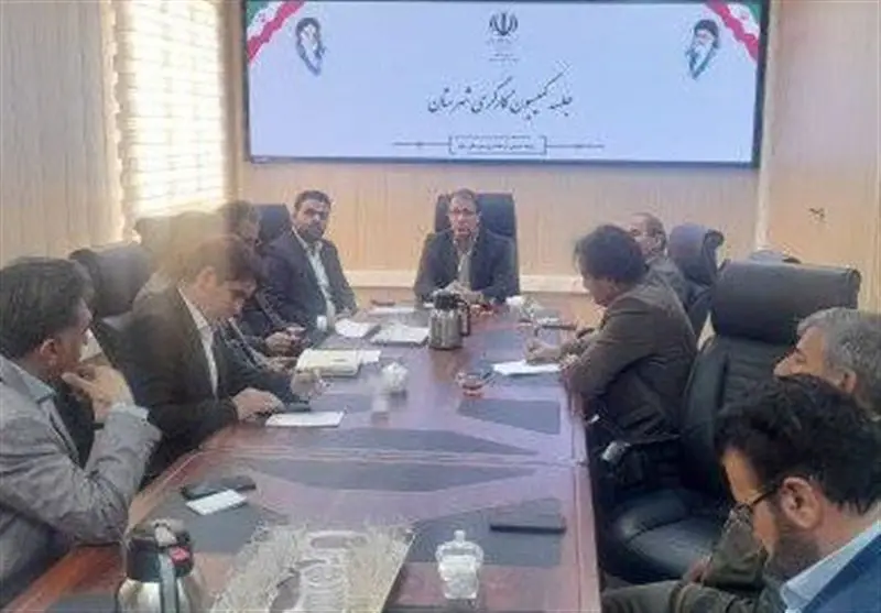 فرماندار چوار هشدار داد: نظارت‌ها بر بازار شب یلدا به اوج می‌رسد!