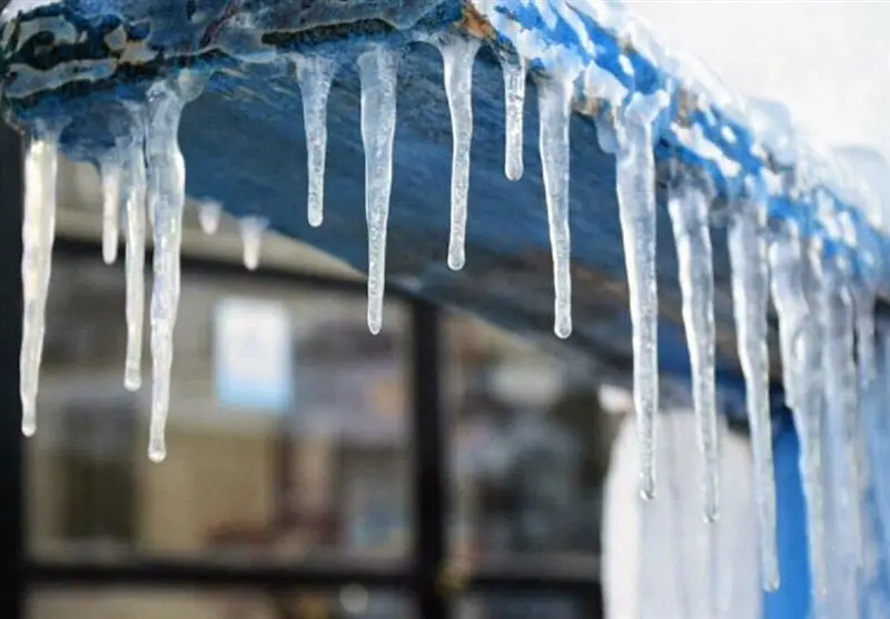 بارش بی‌سابقه برف در همدان؛ سرمای منفی ۱۰ درجه در راه است!