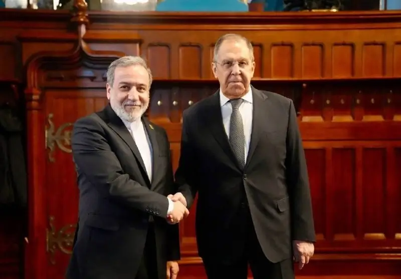 عراقچی: همکاری راهبردی تهران و مسکو، گام بزرگ مقابله با تحریم‌های غرب!