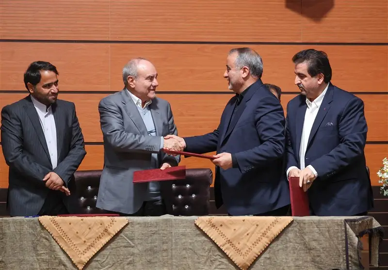 امضای تفاهم‌نامه‌های بزرگ سرمایه‌گذاری در خراسان جنوبی؛ اشتغال‌زایی و رونق صنعتی در راه است!