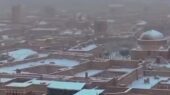 بارش برف پاییزی یزد؛ شهری کویری که ناگهان سپیدپوش شد!