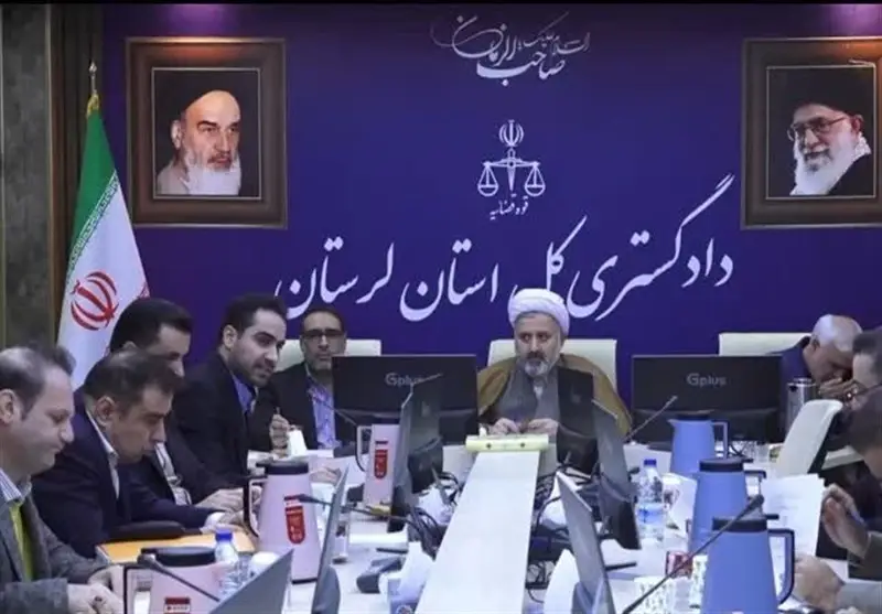 چرخ کارخانه‌های لرستان به کمک قضایی جان می‌گیرد؛ بررسی مشکلات ۲۱ واحد تولیدی در جلسه ویژه