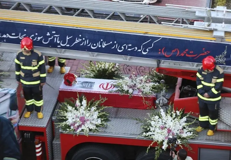 تشییع باشکوه شهید آتش‌نشان صالح امانی در تبریز؛ شهر به احترام قهرمانش به پا خاست