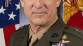 دونالد ترامپ فرمانده جدید آمریکا در آمریکای لاتین را معرفی کرد؛ ژنرالی با تجربه در نبردهای اضطراری!