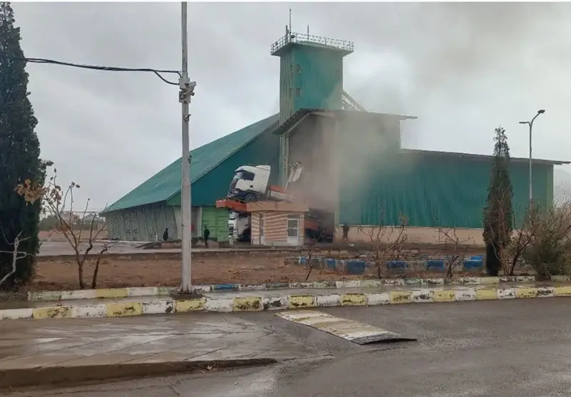 بازدید میدانی در انبارهای گندم خراسان جنوبی برای تضمین نان همیشگی مردم