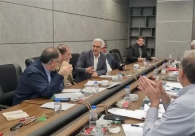 جلسه جنجالی تحقیق و تفحص بنیاد شهید با حضور معاونان کلیدی؛ چه نکاتی مطرح شد؟