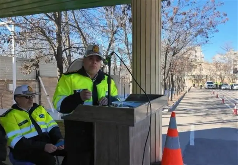 استقرار 50 تیم گشت پلیس راه اردبیل برای مقابله با چالش‌های زمستانی جاده‌ها