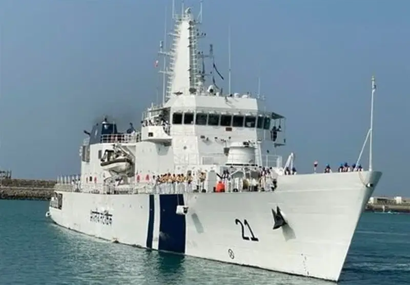 برای نخستین‌بار؛ ناو گارد ساحلی هند در بندر استراتژیک چابهار پهلو گرفت