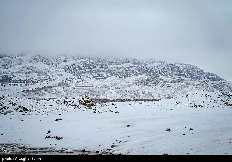 برف و کولاک شدید در محورهای اصلی زنجان؛ مردم مراقب باشند!