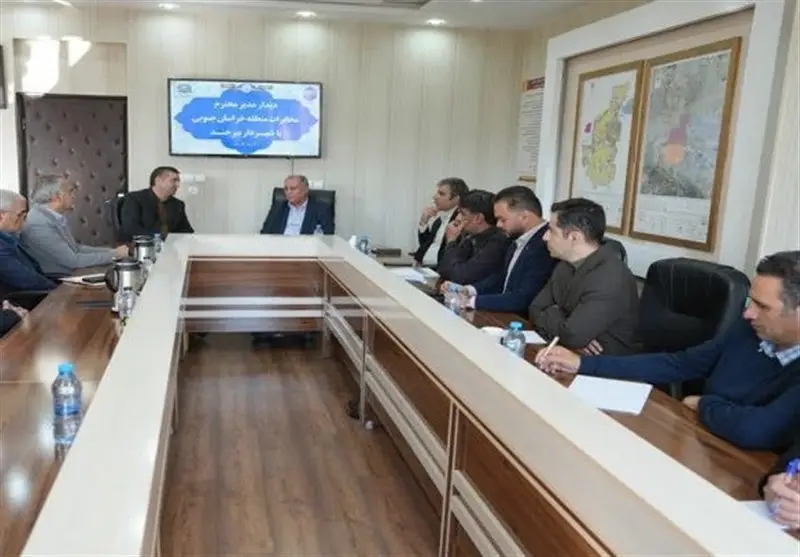 بیرجند به سرعت نور می‌رسد؛ فیبر نوری تمام شهر را فرا می‌گیرد!