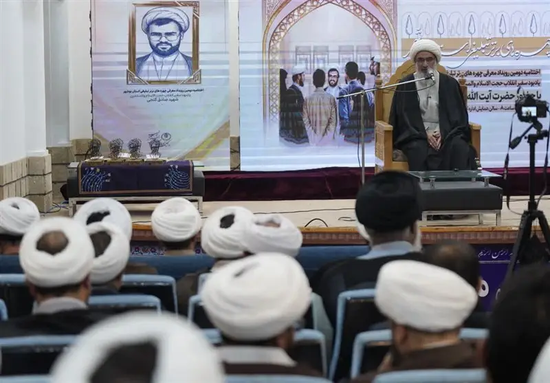 امام‌جمعه بوشهر: راز تاثیر عمیق روحانیت در جامعه نورانیت و صداقت است