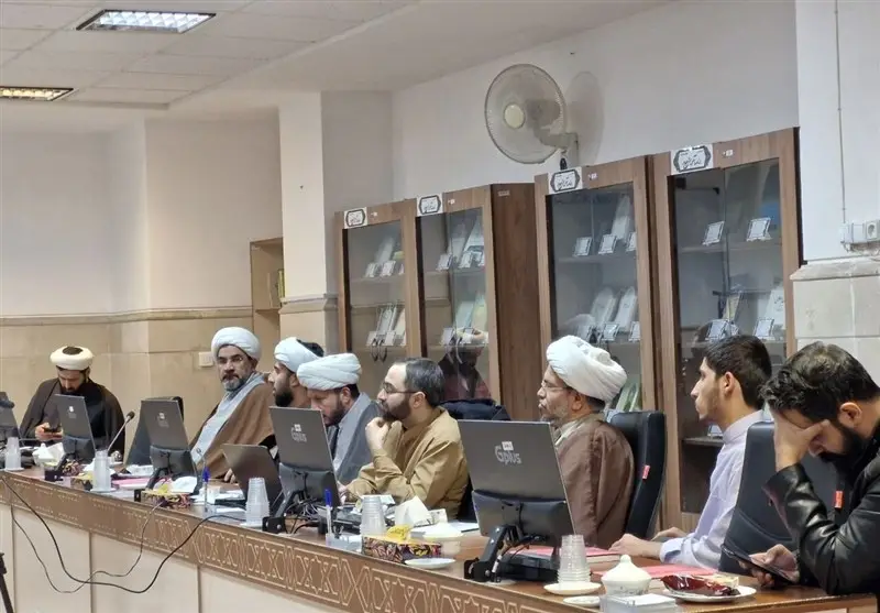 حوزه علمیه , پژوهش , حوزه پیشرو و سرآمد , حوزه انقلابی , 