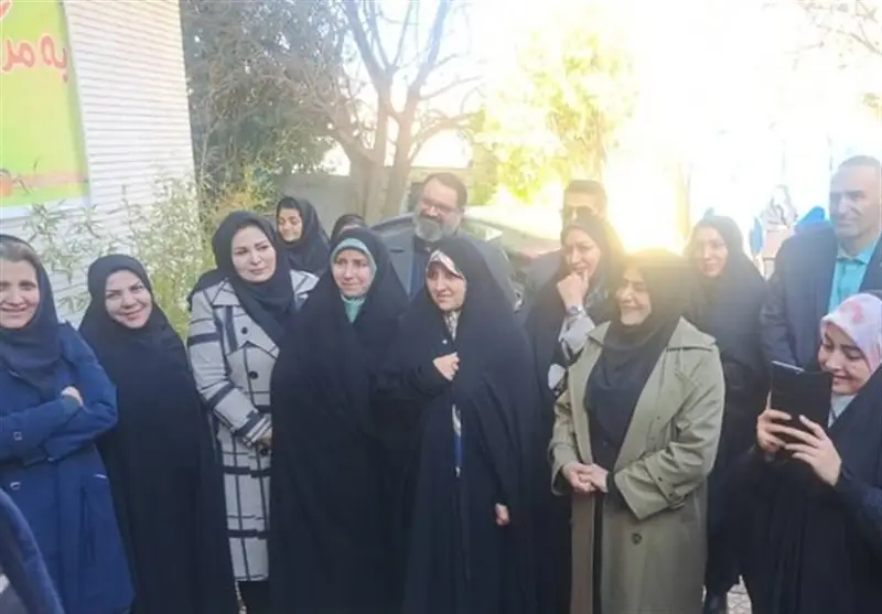 معاون رئیس‌جمهور از تنها مرکز ترک اعتیاد زنان در شیراز بازدید کرد؛ پشت پرده توانمندسازی زنان اعتیادزده