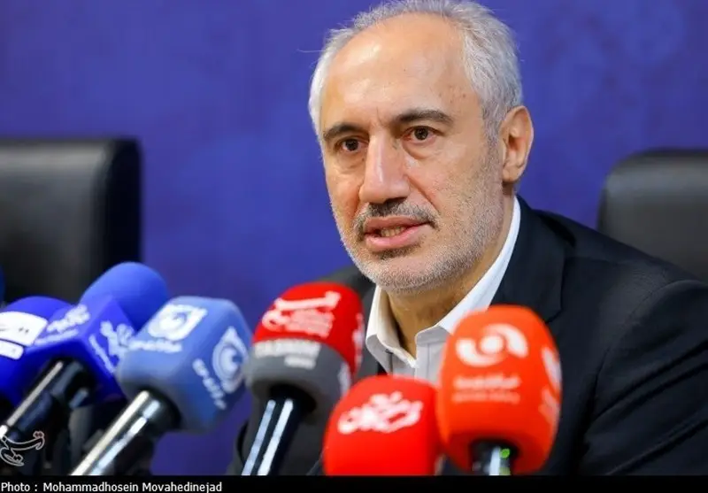 پورمحمدی خبر داد: نرخ ارز صادرات نفت در بودجه ۱۴۰۵ همچنان ۲۸۵۰۰ تومان باقی ماند!