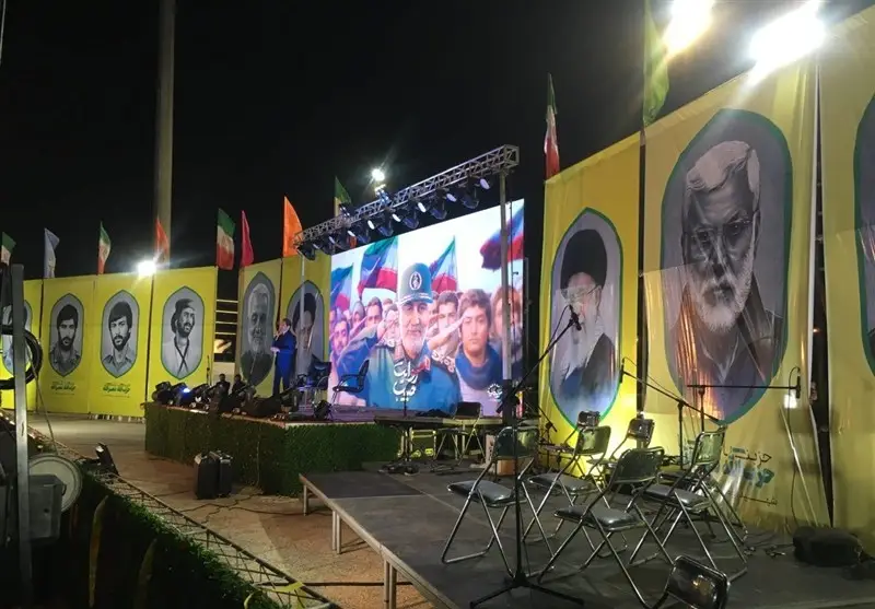 شور بی‌نظیر بوشهری‌ها در شب تجدید عهد با حاج قاسم؛ یاد سردار همیشه زنده است