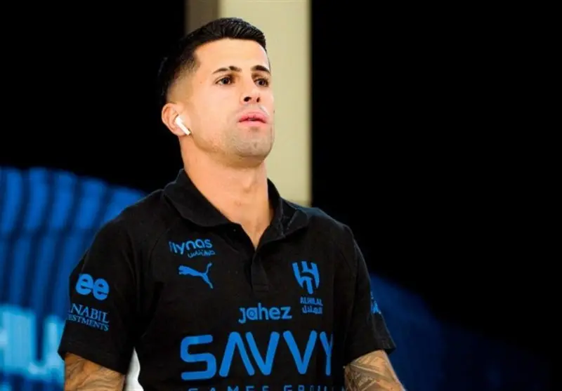 تصمیم جنجالی اینزاگی؛ آیا کانسلو از الهلال حذف می‌شود؟