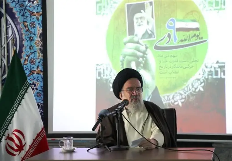 آیت‌الله خاتمی: تاریخ ، شجاعت سپاه در ضربات سنگین به دشمن صهیونیستی را خواهد نوشت